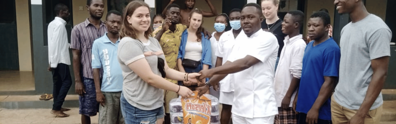How to Fundraise for Your Volunteer Abroad Program